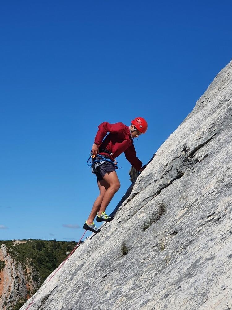 Maïcen étrenne ses nouveaux chaussons Maïcen étrenne ses nouveaux chaussons